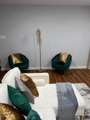 Cozy & Spacious 3 bedrooms house!